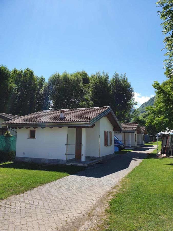 Bungalows In Camping Solarium Domaso Eksteriør billede