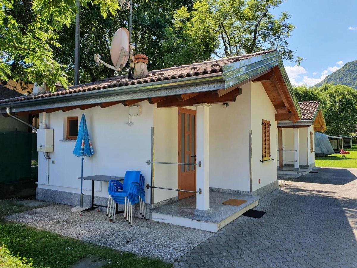 Bungalows In Camping Solarium Domaso Eksteriør billede